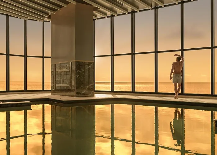 Meriton Suites Surfers Paradise