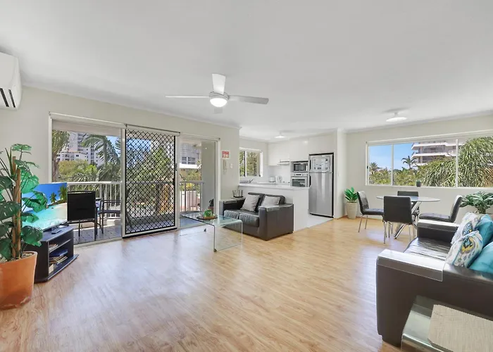 Chidori Court Aparthotel Gold Coast